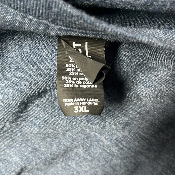 Cigar Republic t-shirt - Picture 2 of 2